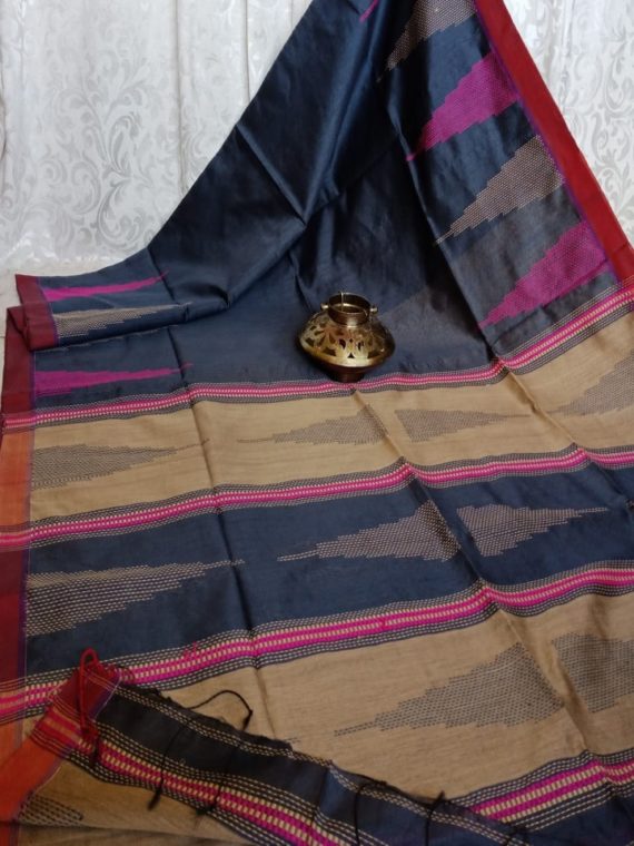 Dark Navy Blue Ikkat Design Cotton Silk Saree with Beautiful Pallu