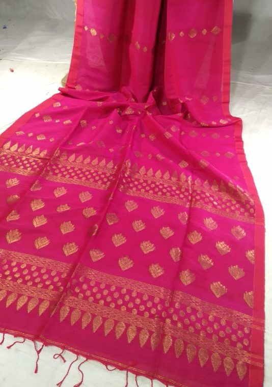 Alluring Rani Pink Golden Zari Handwoven Jamdani Cotton Linen Saree