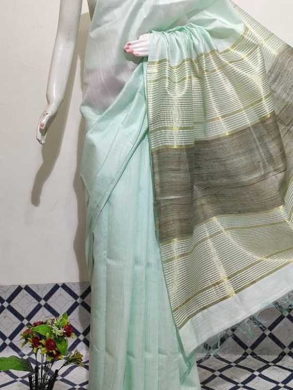 Light Sea Green Handwoven Mulberry Staple Silk Saree With Chiccha Pallu