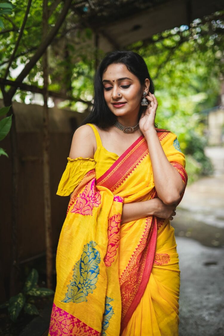 Attractive Yellow Linen Handloom Saree with Banarasi Design