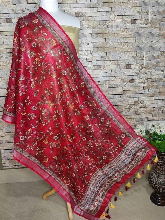 Aristocratic Red Garden Floral Leaf Design Digital Print Linen Dupatta