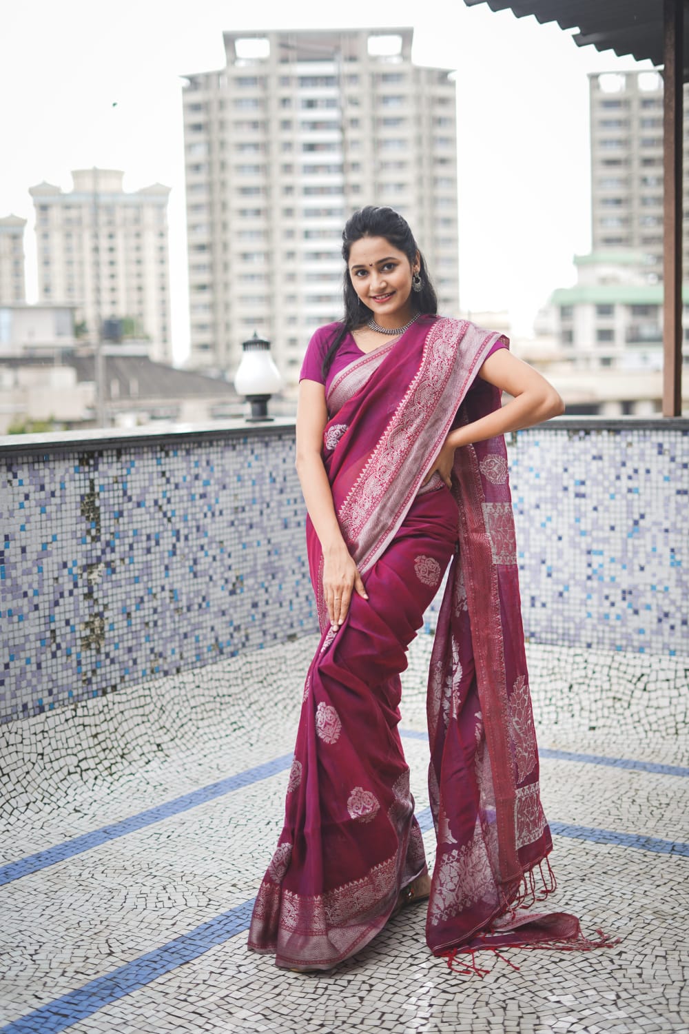 Splendid Wine Purple Linen Handloom Saree With Banarasi Design (2 ...