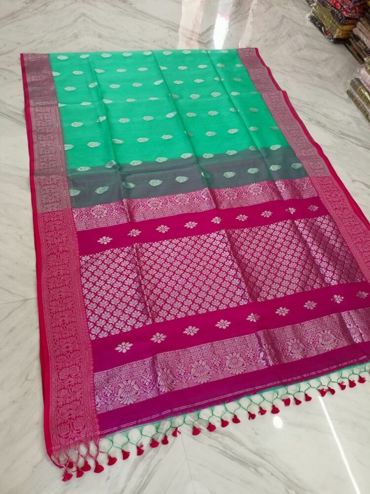 Harmonius Green Magenta Blend Resham Muslin Silk Jamdani Saree