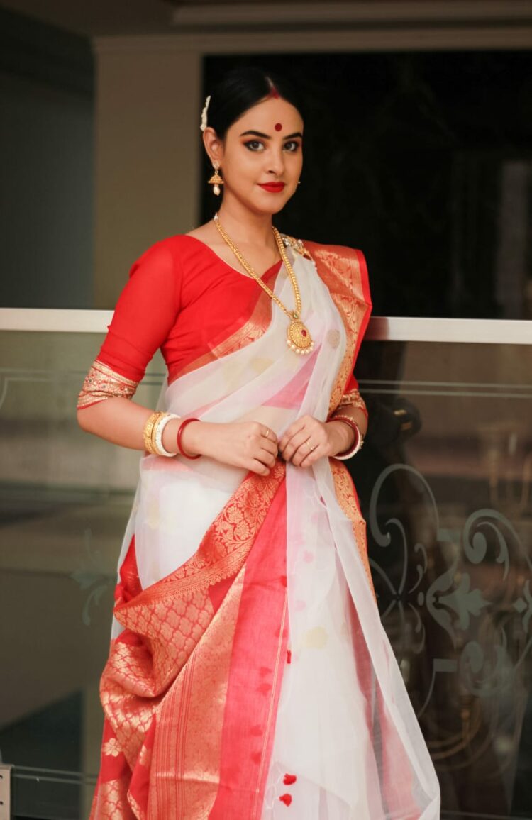 Muslin Silk Jamdani Saree