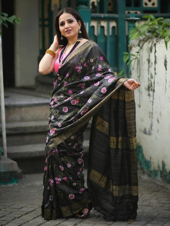 Magnificient Black Pure Tussar Giccha Floral Embroidery Saree3