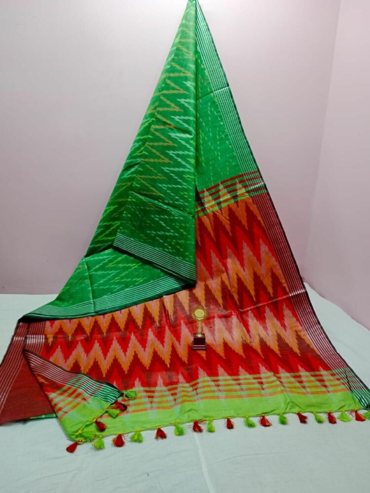 Exquisite Strong Green Blend Ikkat Weave Pure Cotton Saree