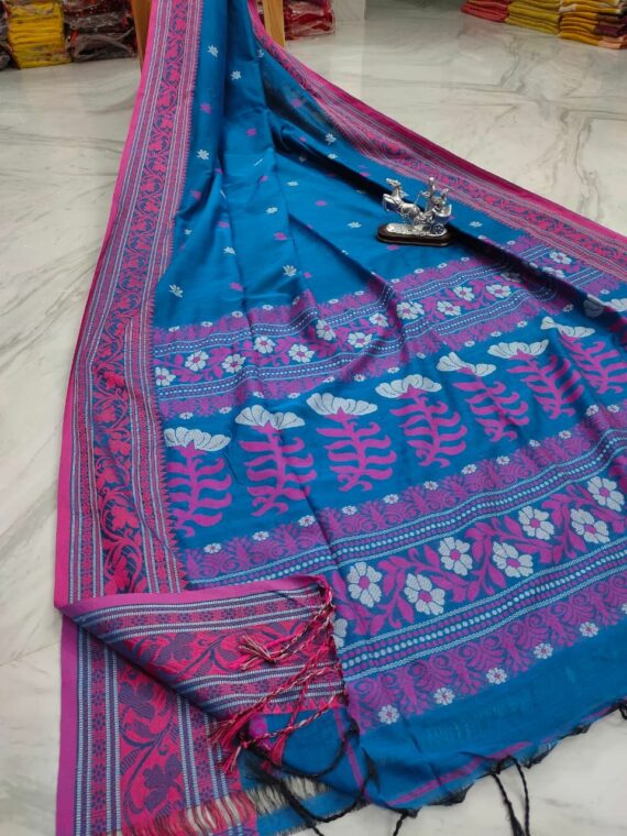 Alluring Dark Blue Floral Design Weave Handloom Cotton Saree