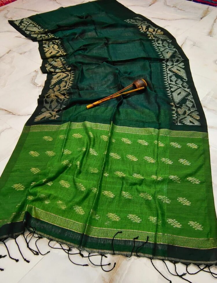 Dark Green Dhakai Jamdani Weave Handloom Linen Saree With Contrast Pallu