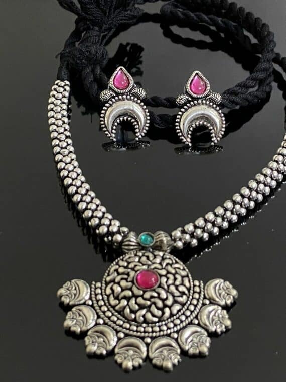 Celestial Lunar Tribal Design Handmade Thushi Necklace With Earrings1