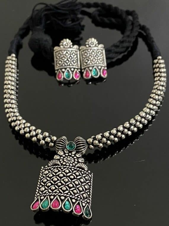 Ethinic Tribal Design Handmade Thushi Necklace With Earrings