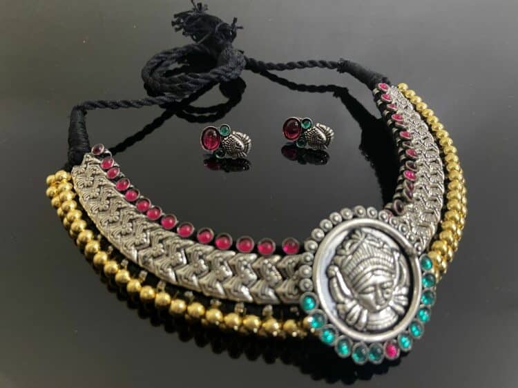 Maa Durga Goddess Face Medallion Vajratik Thushi Necklace With Earrings 2