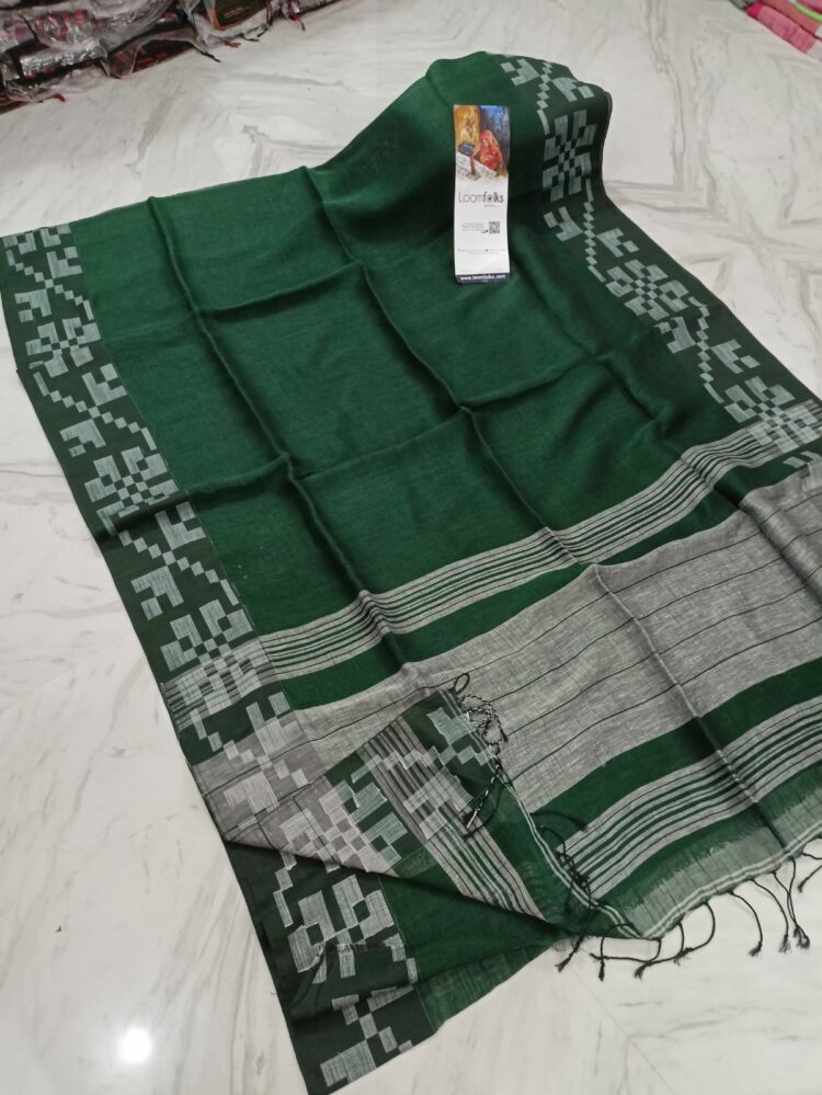 Splendid Bottle Green Geometric Border Weave Linen Saree With Contrast Pallu