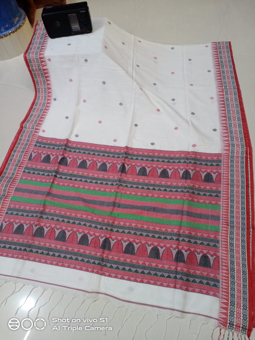 Awesome White Cotton Saree With Red Black Thread Intricate Weave In Pallu