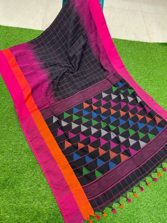 Black Check Design Ikkat Weave Cotton Saree With Triangular Pattern Pallu