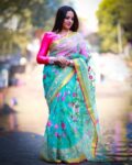 Splendid Sky Blue Resham Muslin Pure Silk Saree With Blouse Embroidery3