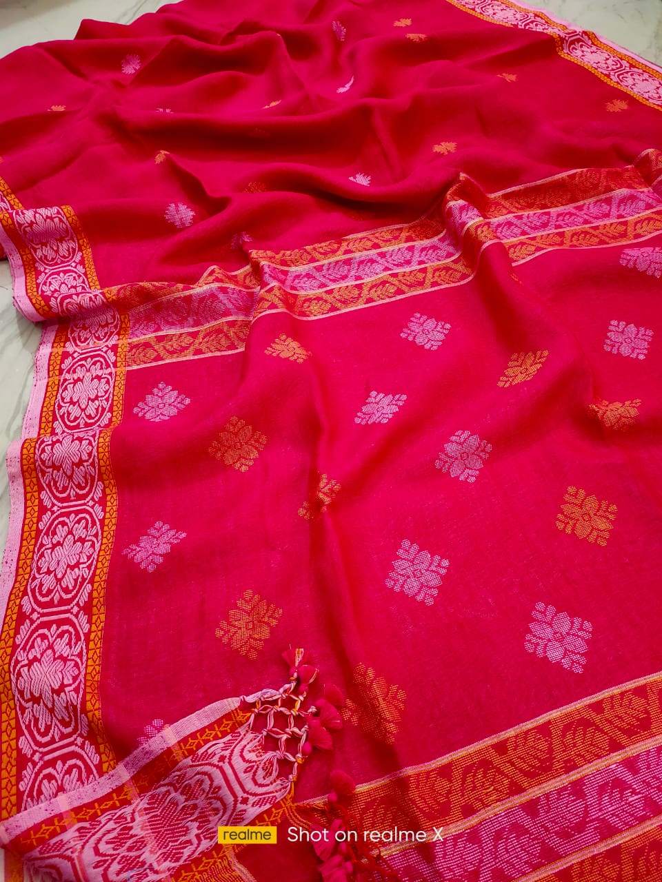 Awesome Pinkish Red Jacquard Weave Linen Saree With Pretty Tassels