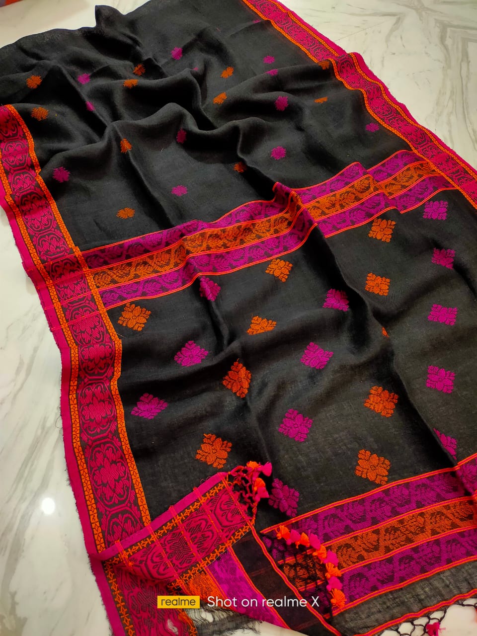 Gorgeous Black Red Jacquard Weave Linen Saree With Pretty Tassels