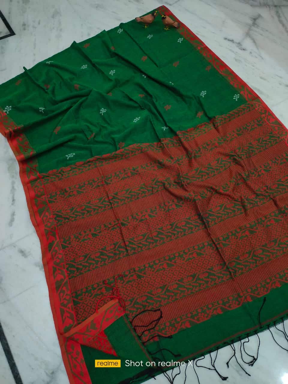 Classic Dark Green Handwoven Cotton Jamdani Saree With Red Borders