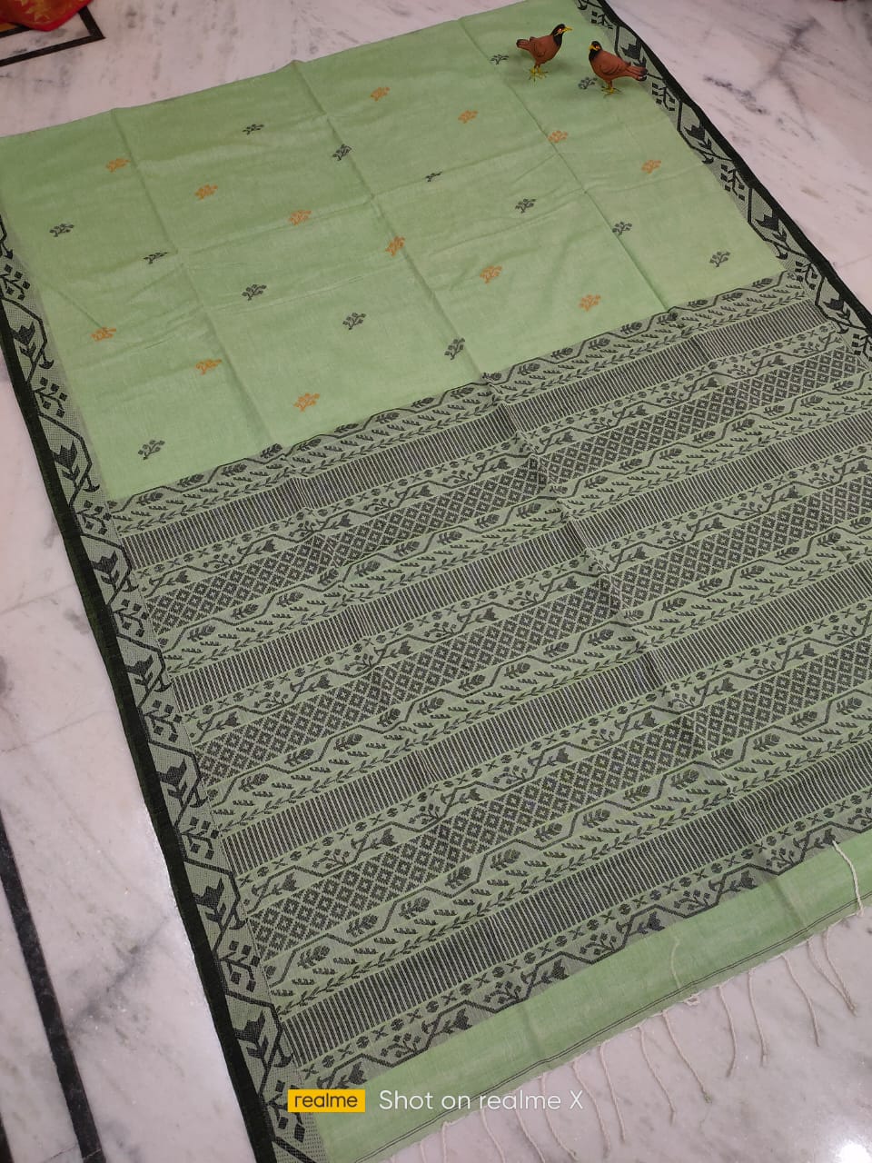 Pista Green Handwoven Cotton Jamdani Saree With Black Borders