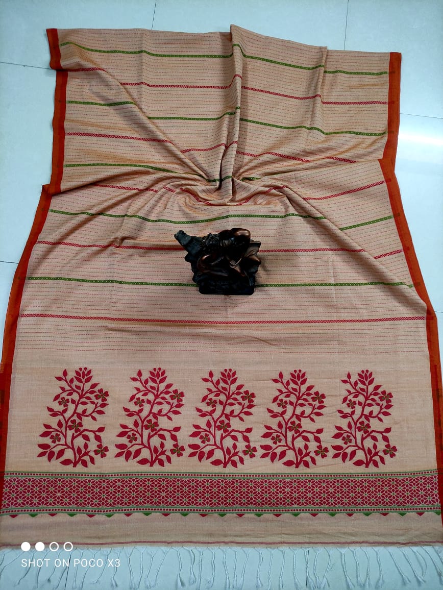 Beige Red Blend Stripe Pattern Handwoven Cotton Saree