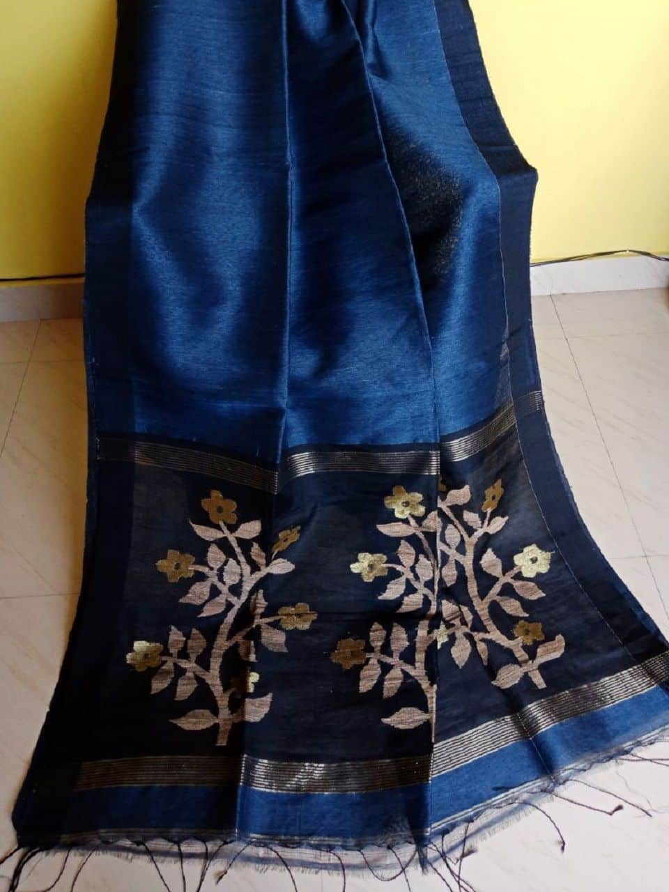 Dark Blue Black Handwoven Linen Silk Saree With Floral Design Pallu