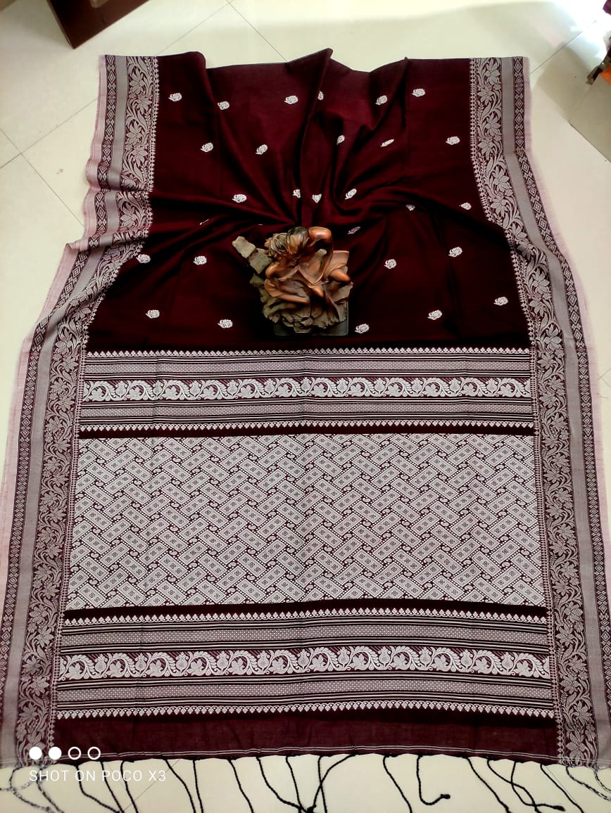 Deep Maroon Intricately Handwoven Cotton Saree With Beautiful Pallu