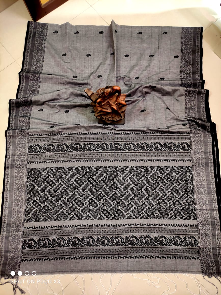 Formal Grey Intricately Handwoven Cotton Saree With Beautiful Pallu
