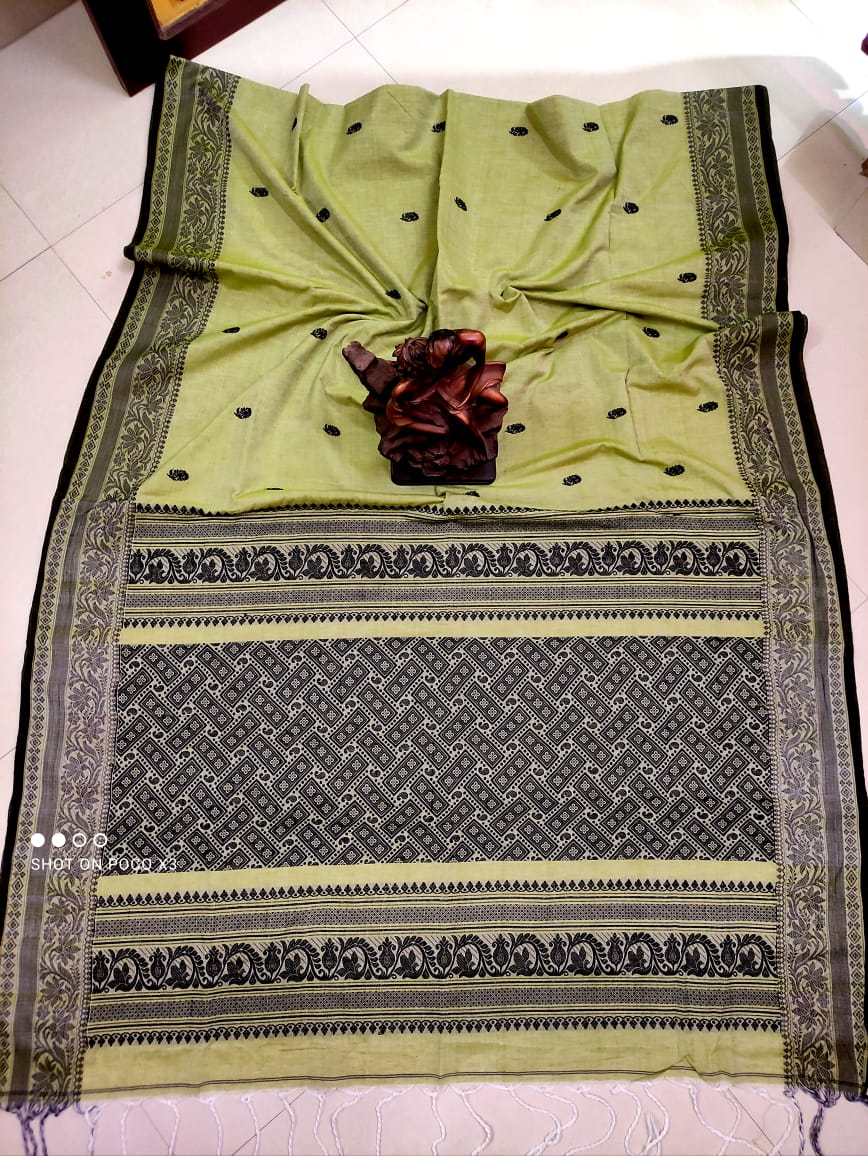 Olive Green Intricately Handwoven Cotton Saree With Beautiful Pallu