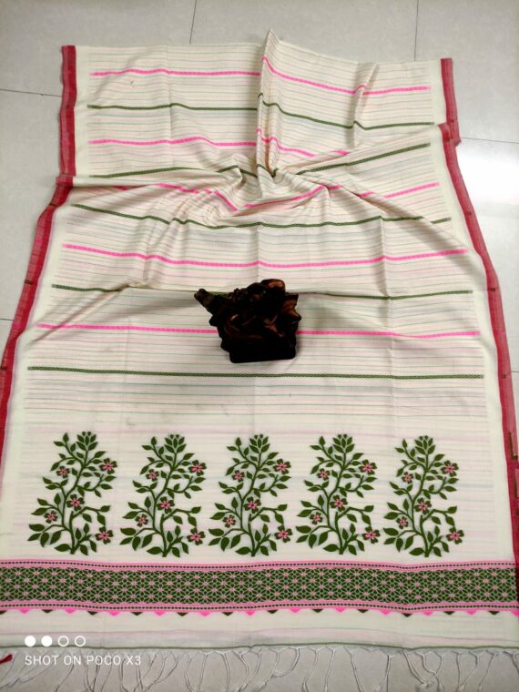 Peaceful Off White Stripe Pattern Handwoven Cotton Saree