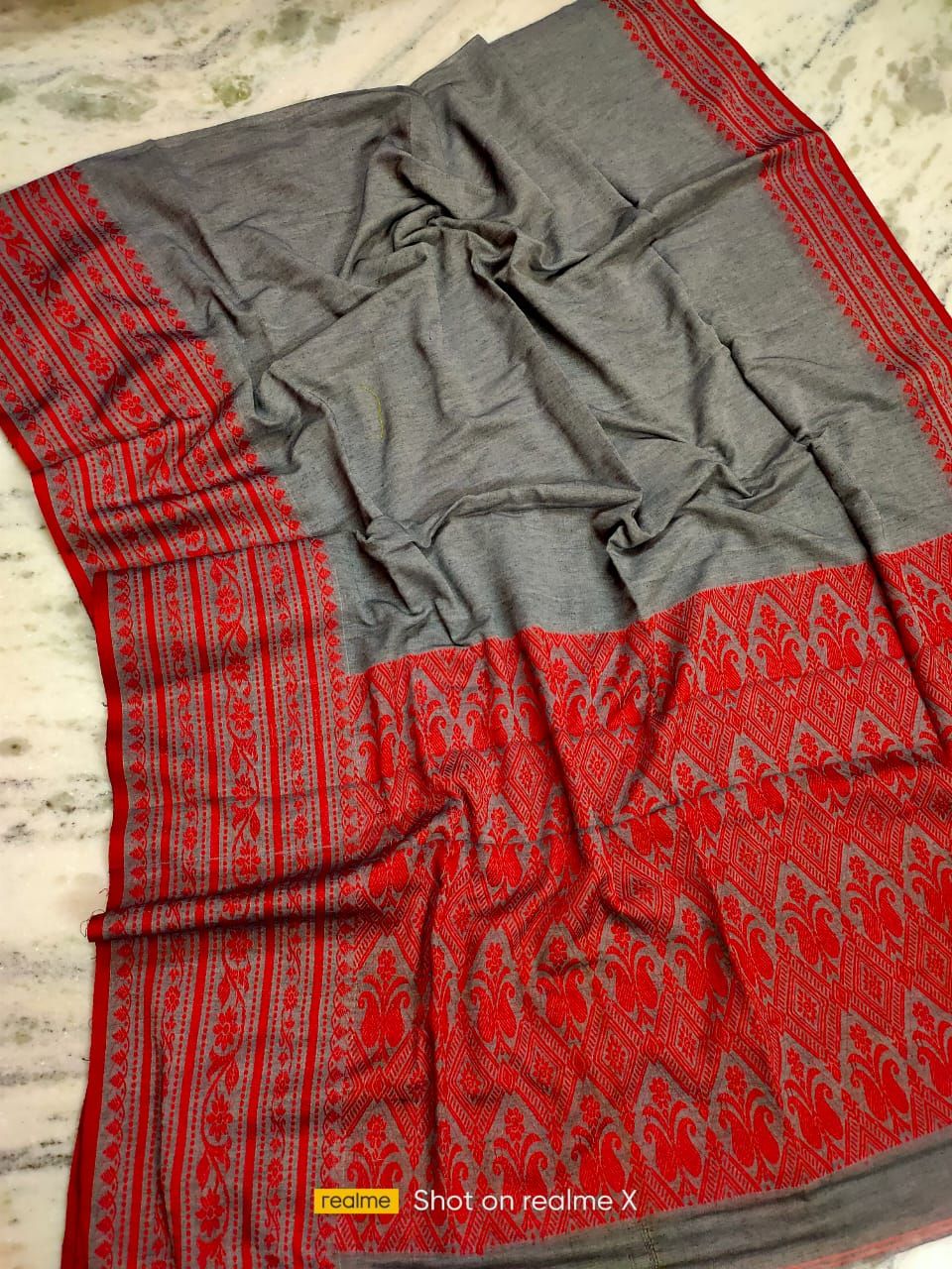 Gorgeous Grey Red Fusion Cotton Saree With Big Borders