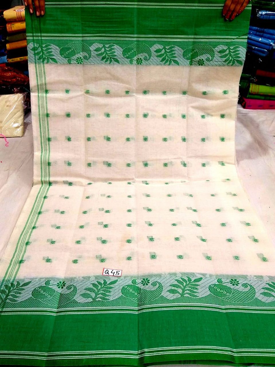Calm Offwhite Green Bengal Tant Handloom Cotton Saree Without Blouse