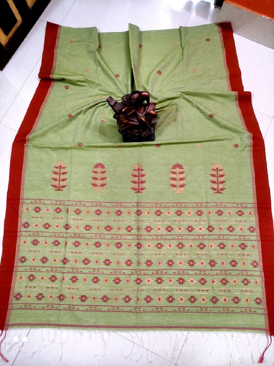Neutral Green Red Exclusive Top Quality Pure Mercerized Cotton Saree