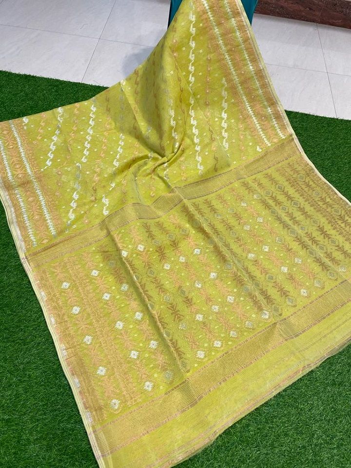 Olive Green Intricately Handwoven Dhakai Jamdani Cotton Silk Saree