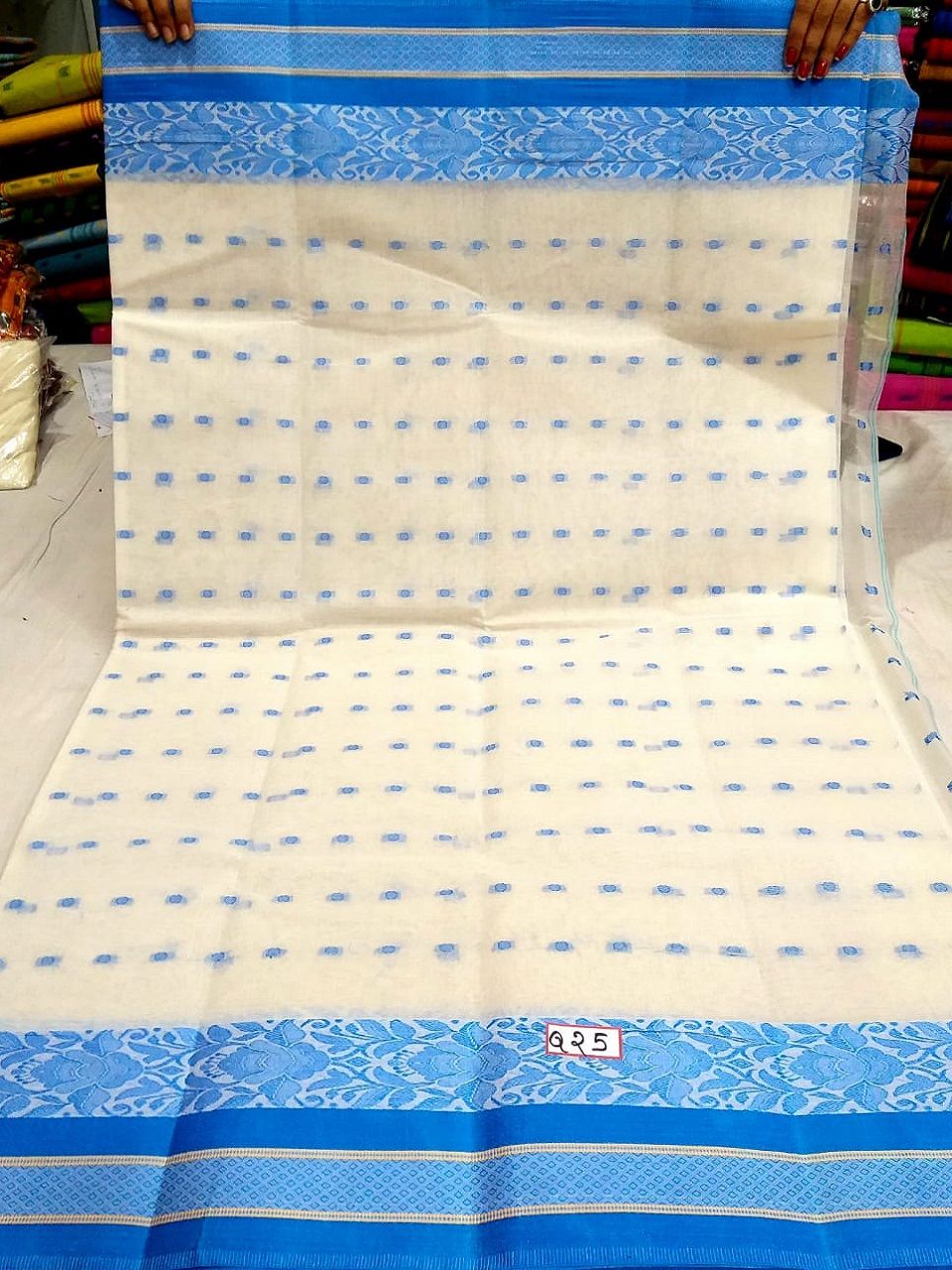 Peaceful White Blue Bengal Tant Handloom Cotton Saree Without Blouse