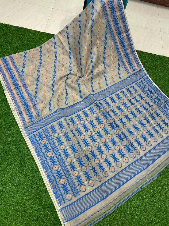 Subtle Grey Blue Intricately Handwoven Dhakai Jamdani Cotton Silk Saree