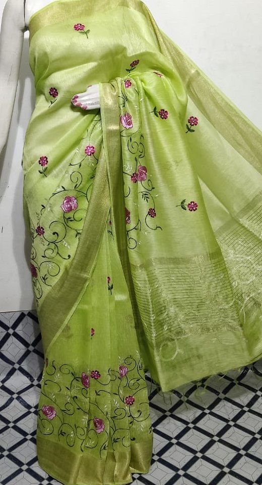 Graceful Green Fletcher Silk Linen Saree With Floral Embroidery