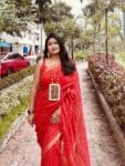 Dazzling Red Handwoven Linen Sequins Saree With Zari Borders