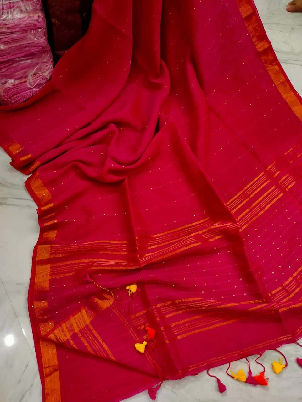 Twinkling Red Pink Handwoven Linen Sequins Saree With Zari Borders