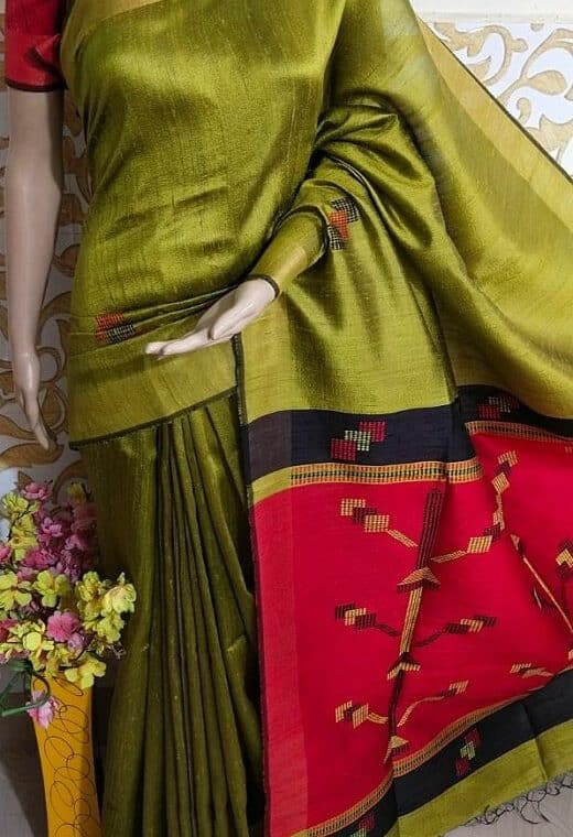 Luminous Mehendi Green Pure Tussar Dupion Raw Silk Handwoven Saree