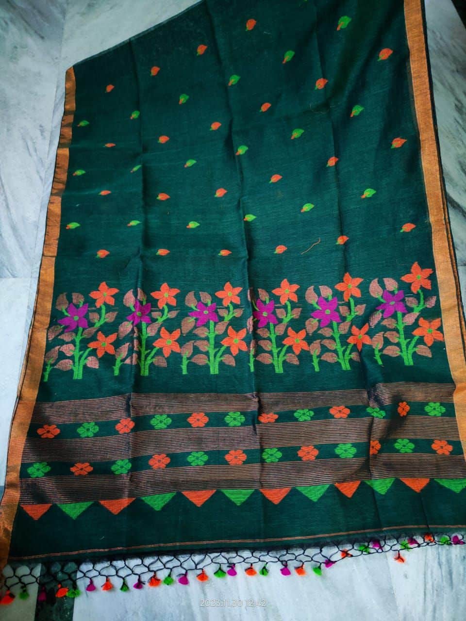 Luxuriant Bottle Green Linen Handloom Jamdani Saree With Copper Tone Border