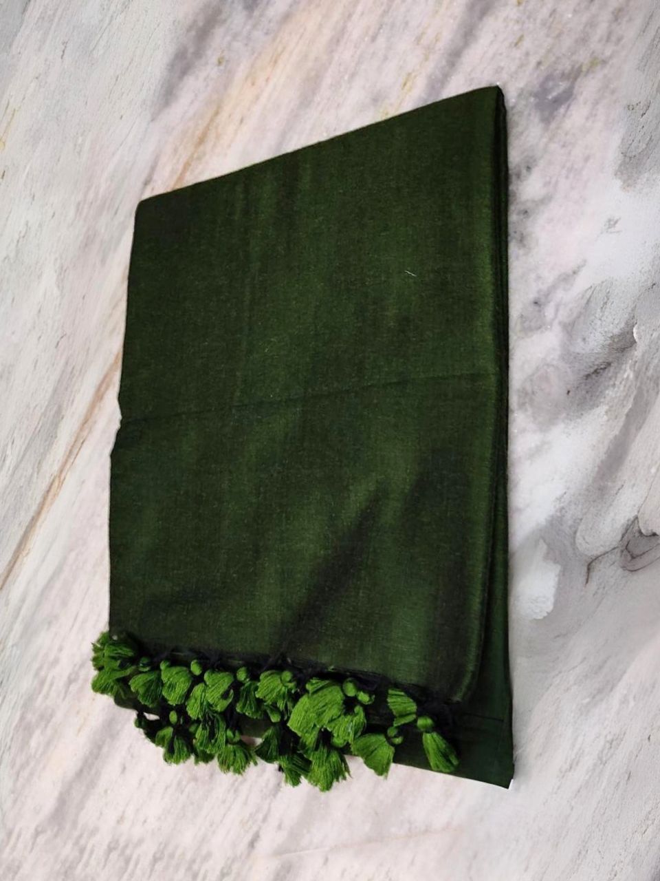 Bottle Green Plain Soft Cotton Saree With Running Blouse Piece