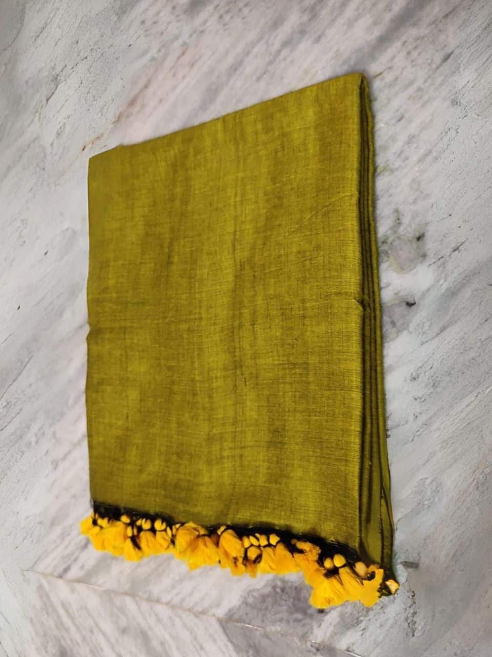 Mehendi Green Plain Soft Cotton Saree With Running Blouse Piece