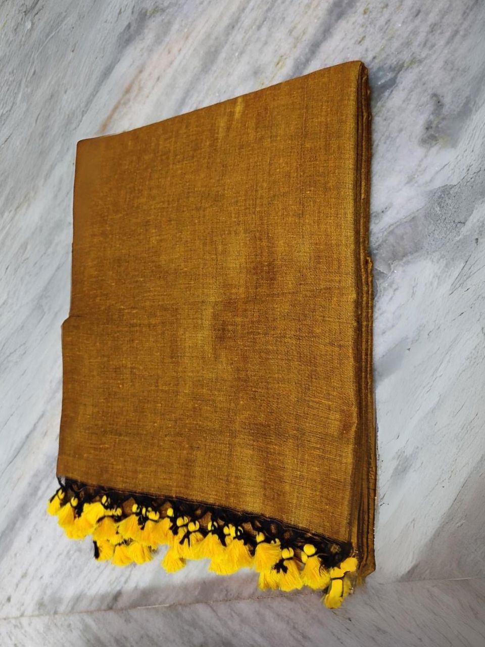 Mustard Yellow Plain Soft Cotton Saree With Running Blouse Piece