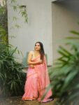 Pleasure Peach Pink Sparkling Sequins Handwoven Soft Cotton Saree