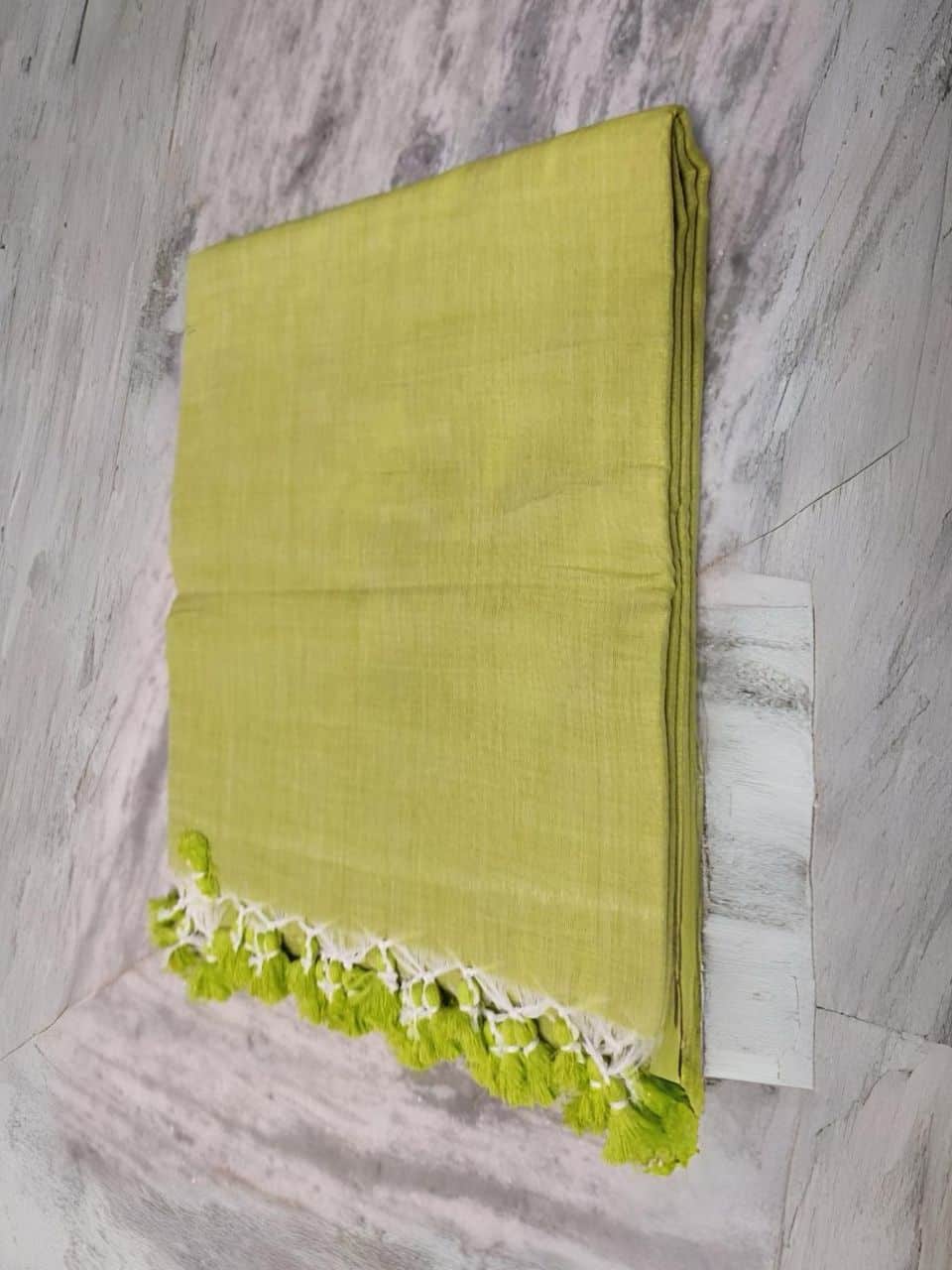 Subtle Green Plain Soft Cotton Saree With Running Blouse Piece