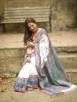 Elegant White Black Intricately Handwoven Pure Cotton Saree2