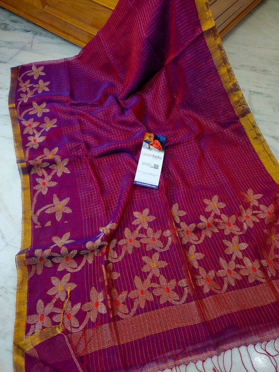 Dark Pink Handwoven Linen Jamdani Check Floral Design