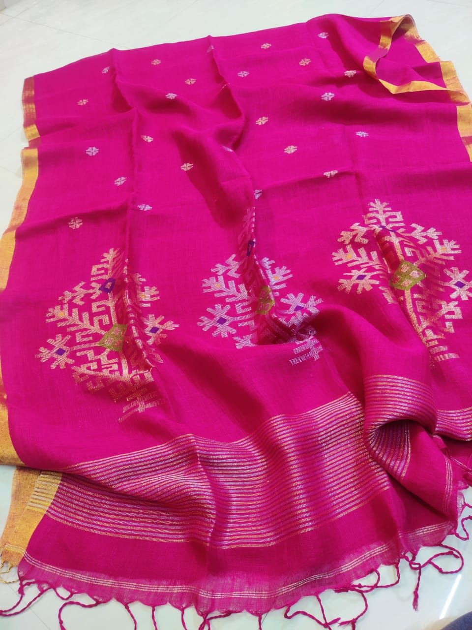 Stunning Deep Pink Handwoven Linen Saree with Mandala Design Pattern