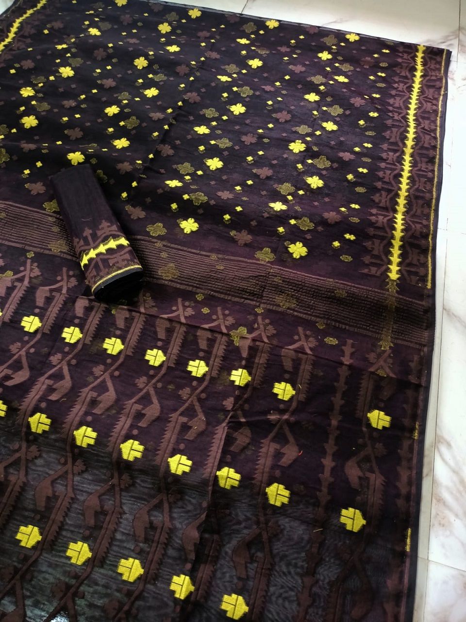 Chocolate Brown Dhakai Jamdani Cotton Silk Saree With Blouse Piece