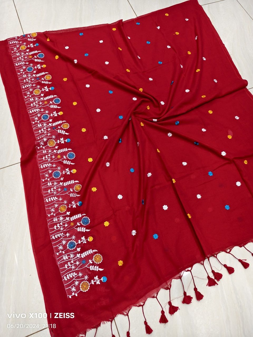 Deep Red Mul Cotton Embroidery Saree Without Blouse
